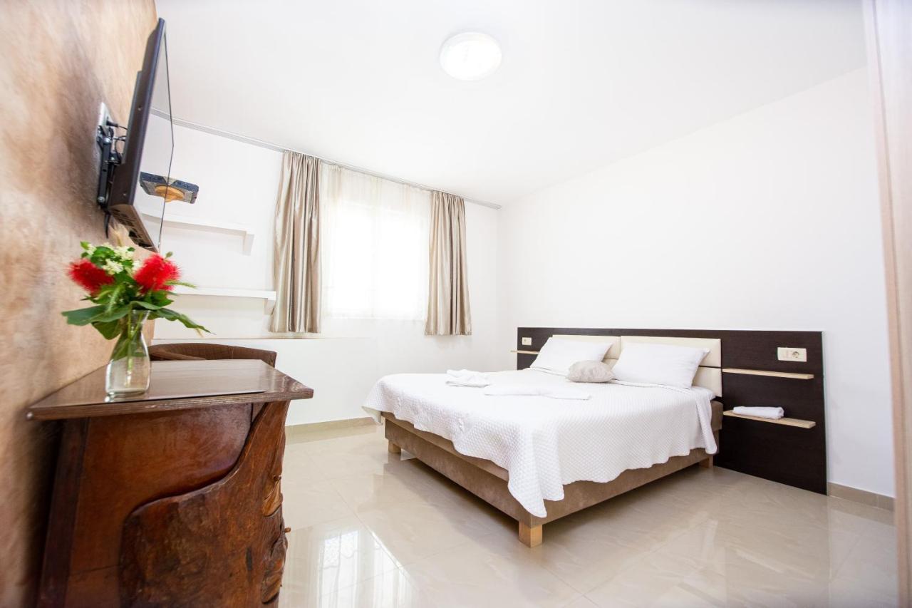 Saki Apartments بودفا المظهر الخارجي الصورة