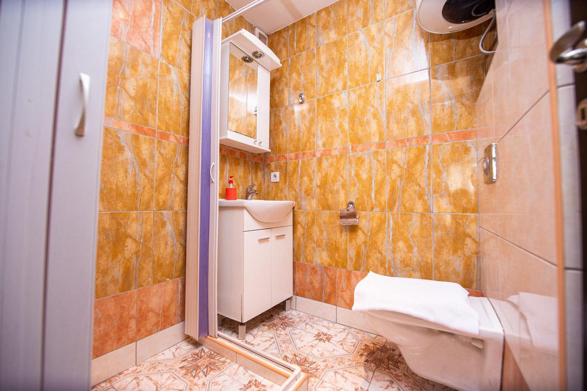 Saki Apartments بودفا الغرفة الصورة