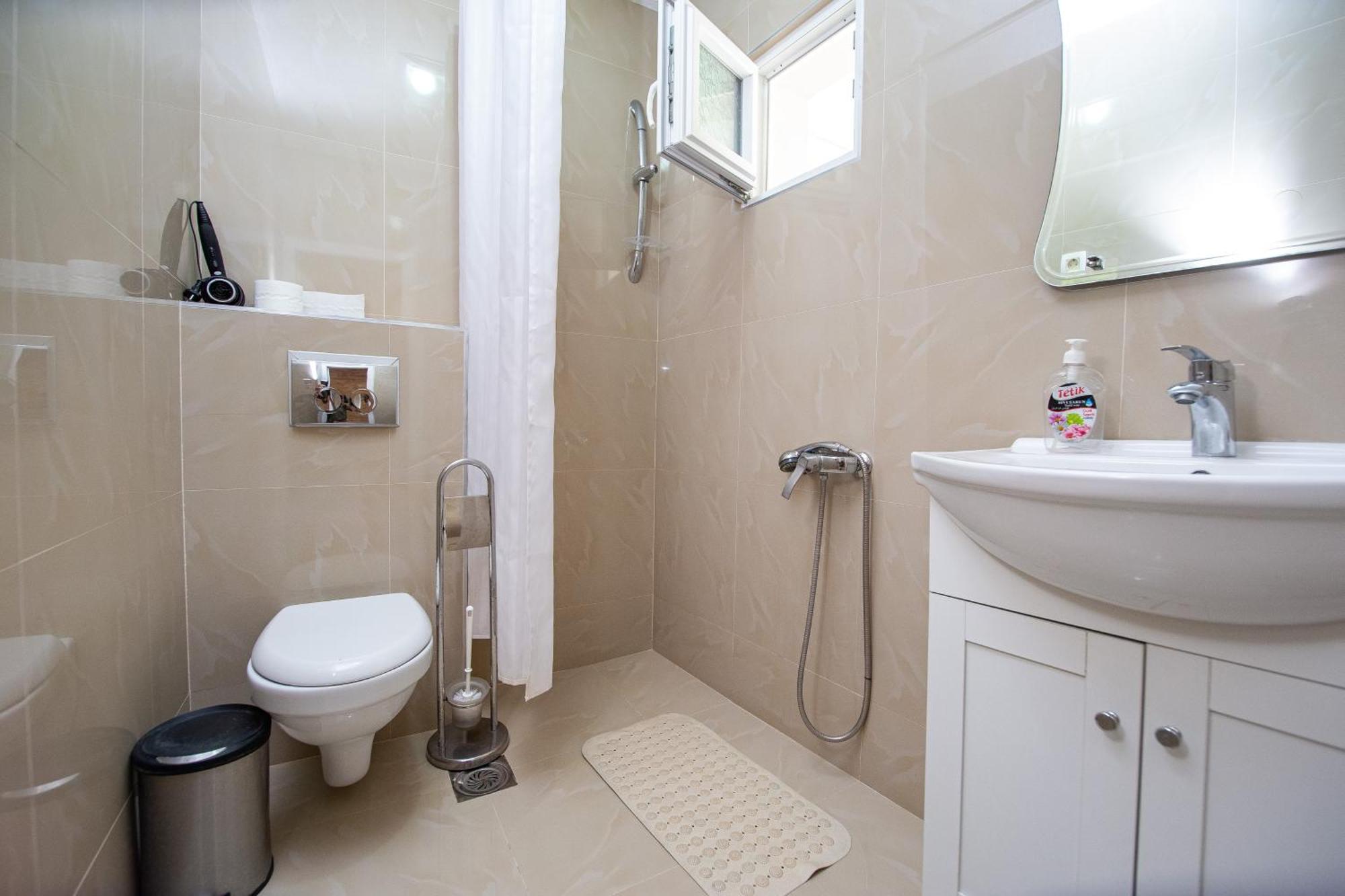 Saki Apartments بودفا الغرفة الصورة